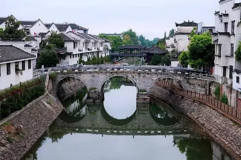 《仙剑4》躲过46岁的陈楚河和28岁的陈哲远，没躲过38岁的茅子俊
